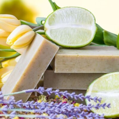 صابون طبيعي بالليمون الأخضر