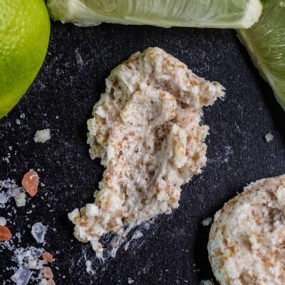 مقشر يدين وقدمين جوز الهند والليمون